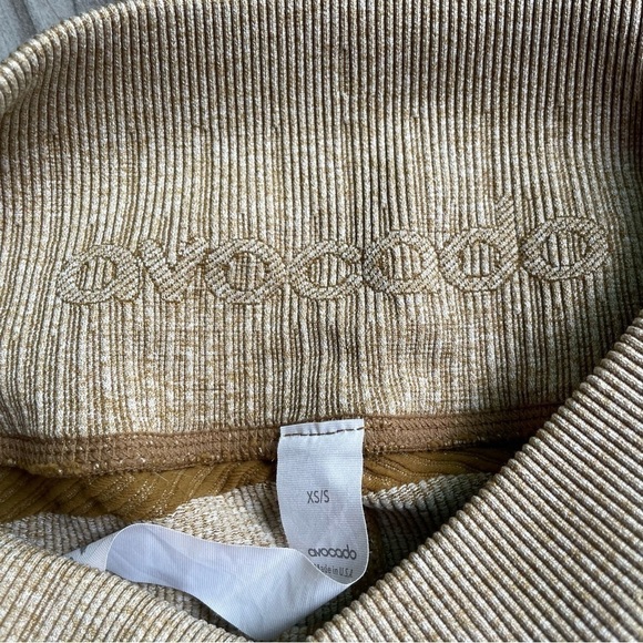 Avocado Valerie Variegated Rib Short - Picture 4 of 8